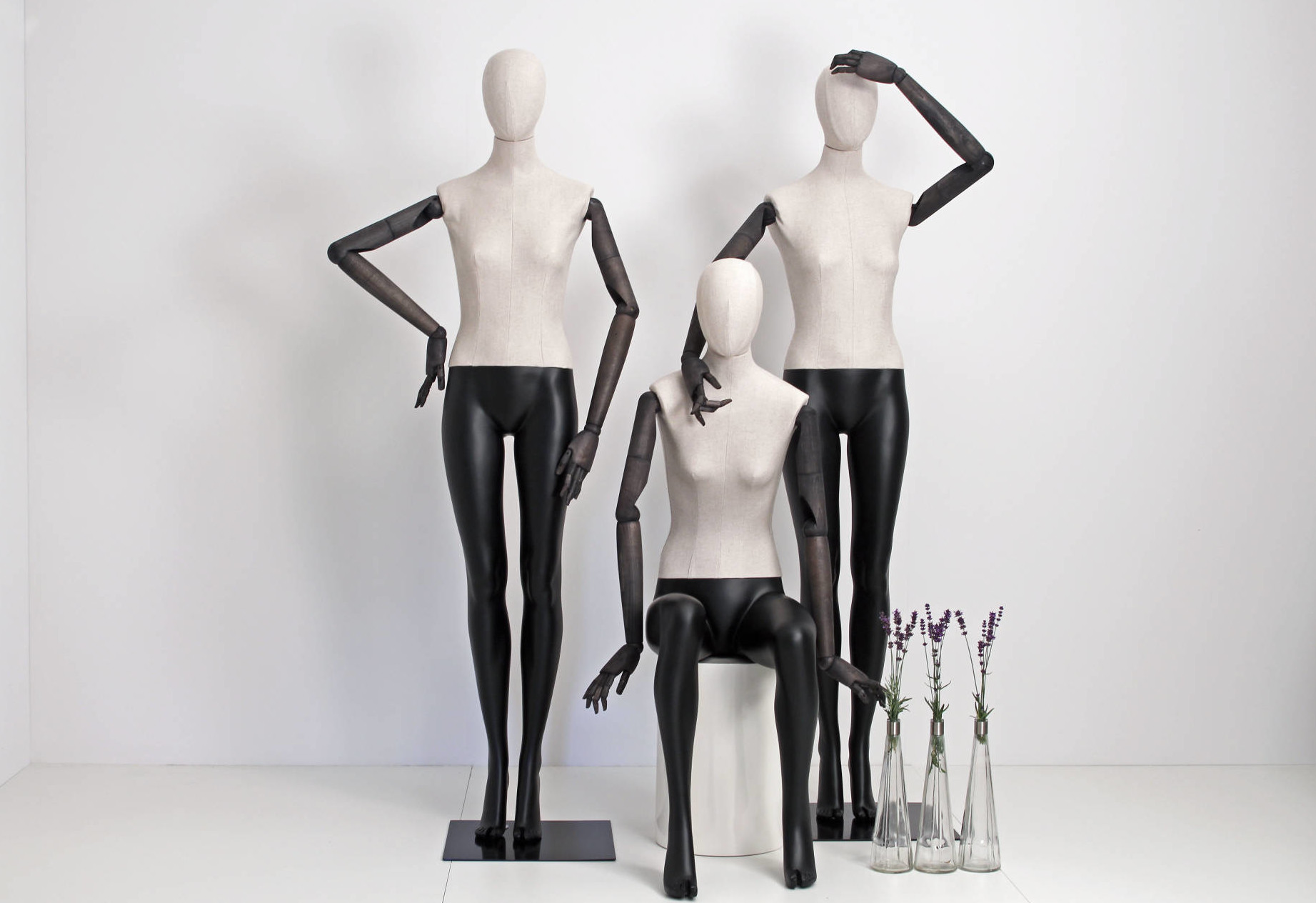 Articulated mannequins and torsoes. Fabric mannequins with articulated arms