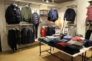 Butiksindretning med maritimt udtryk